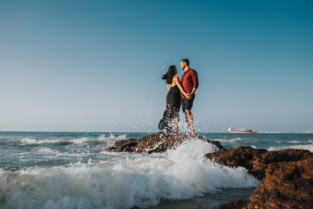 foto de casal na Praia de Meireles, Fortaleza - CE