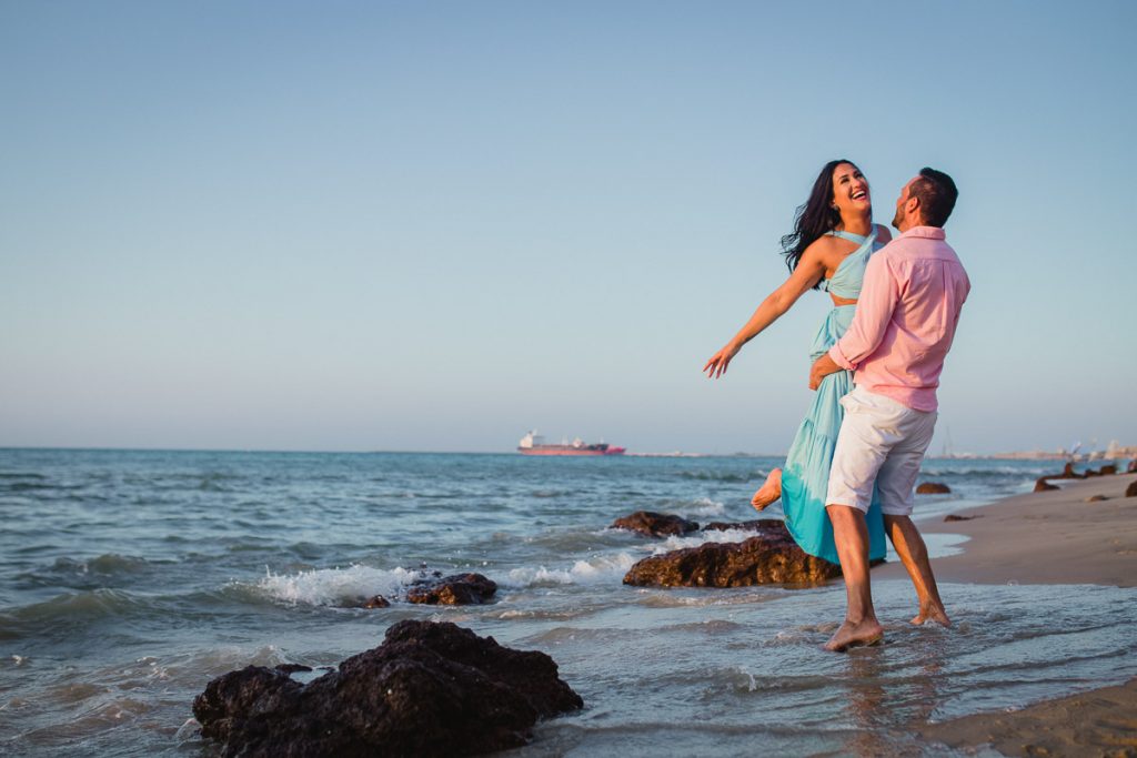 foto de casal na Praia de Meireles, Fortaleza - CE