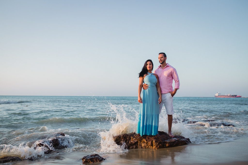 foto de casal na Praia de Meireles, Fortaleza - CE