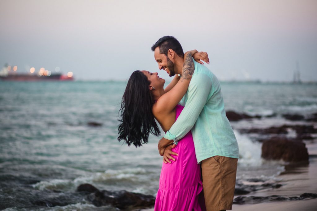 foto de casal na Praia de Meireles, Fortaleza - CE