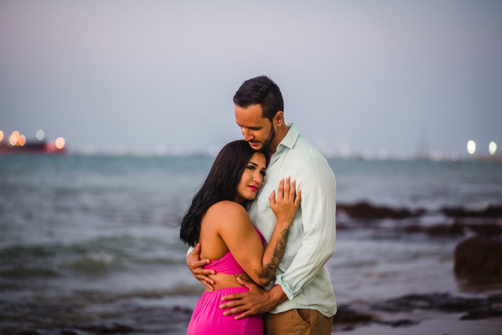 foto de casal na Praia de Meireles, Fortaleza - CE